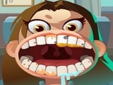 Play Mia Dentist Cake
